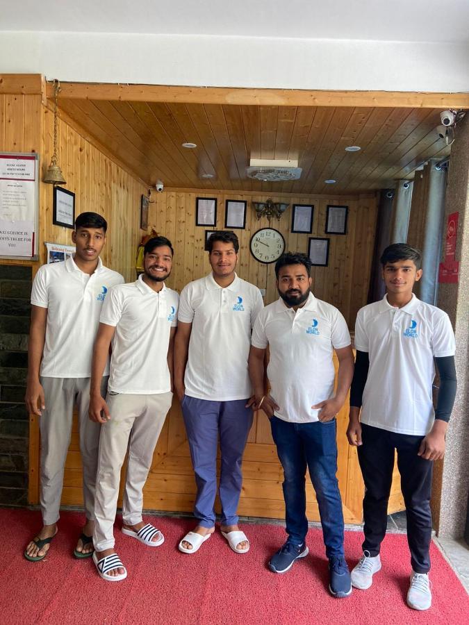 Hotel Seven Hills Manali Esterno foto