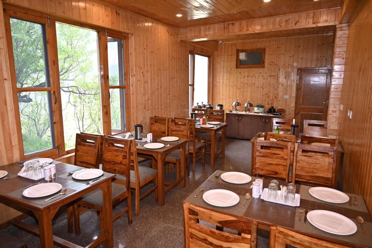 Hotel Seven Hills Manali Esterno foto