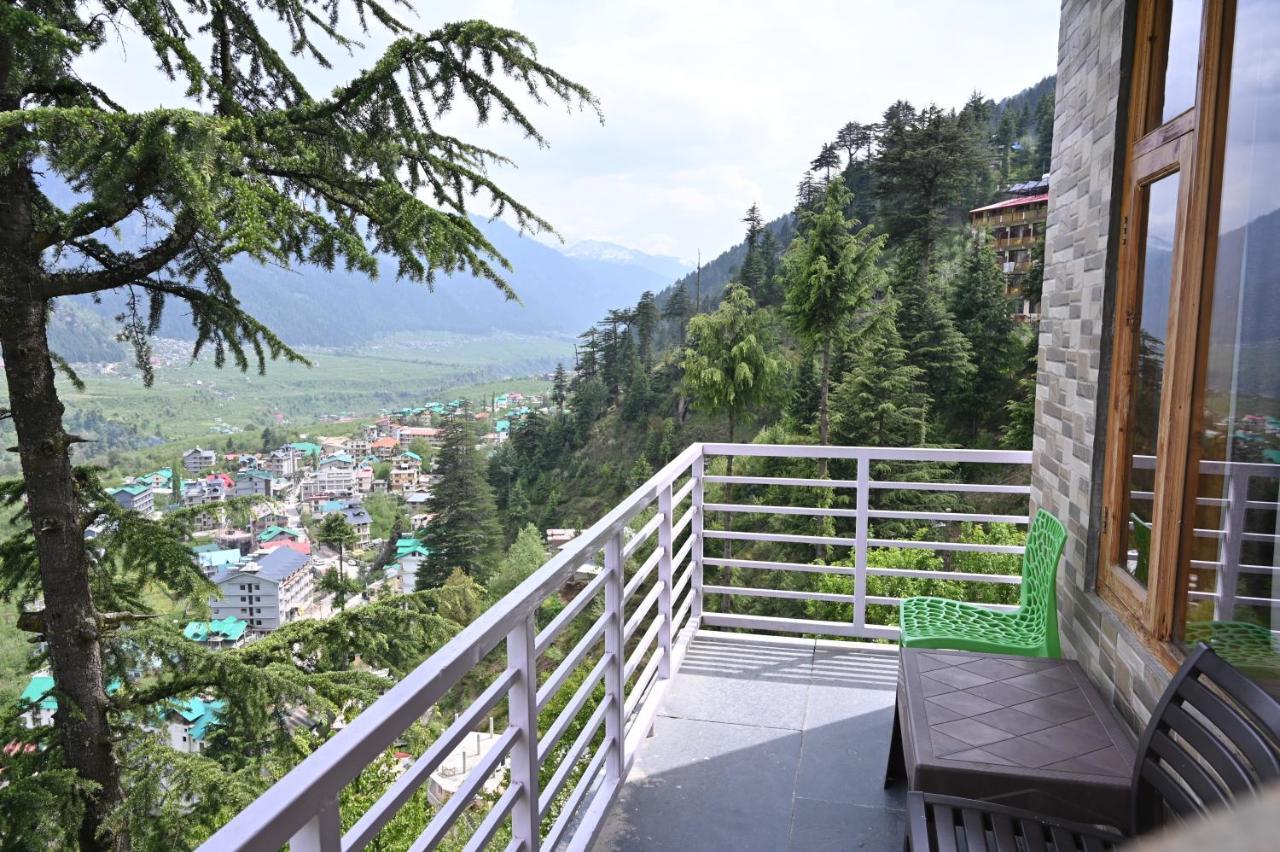 Hotel Seven Hills Manali Esterno foto