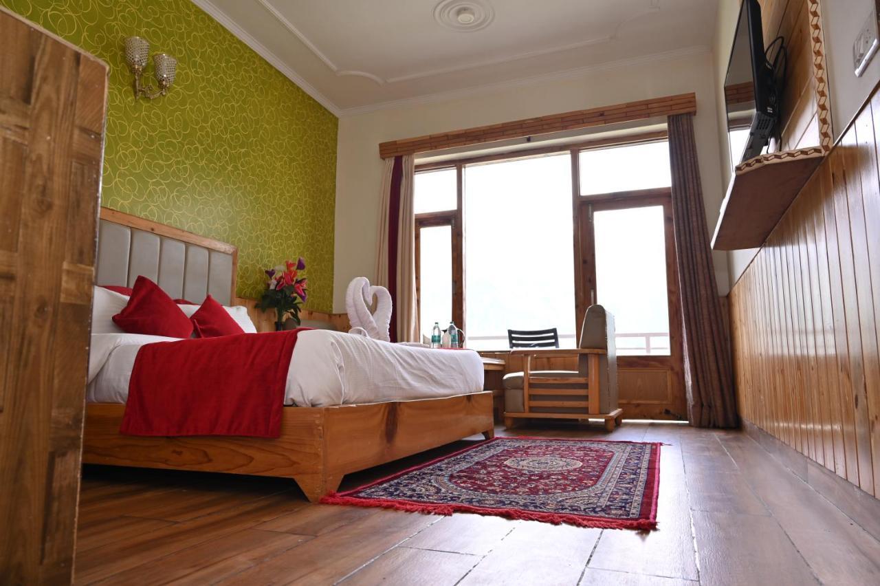 Hotel Seven Hills Manali Esterno foto